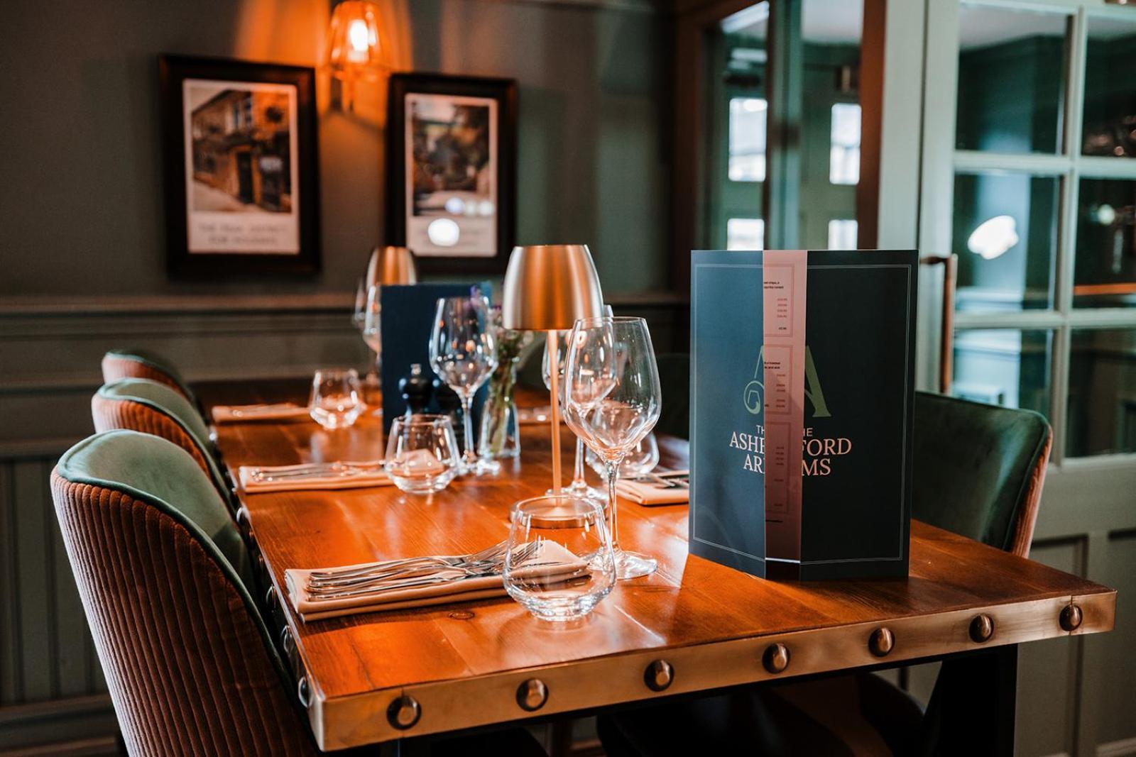 The Ashford Arms Hotel Bagian luar foto